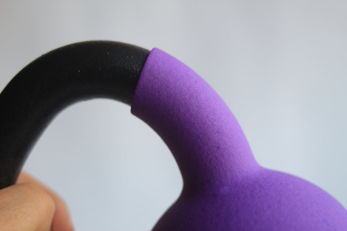 Kettlebell 4 Kg Acero recubiertas con Vinilo