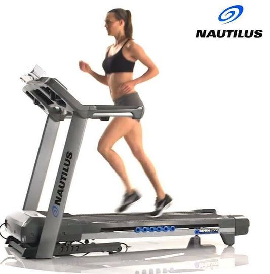 Trotadora 2.75HP continuos inclinación 15% electronica Nautilus T624